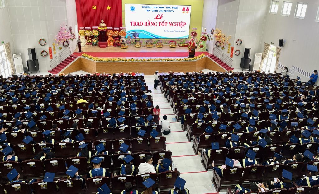 Sinh viên tại Giảng đường D5