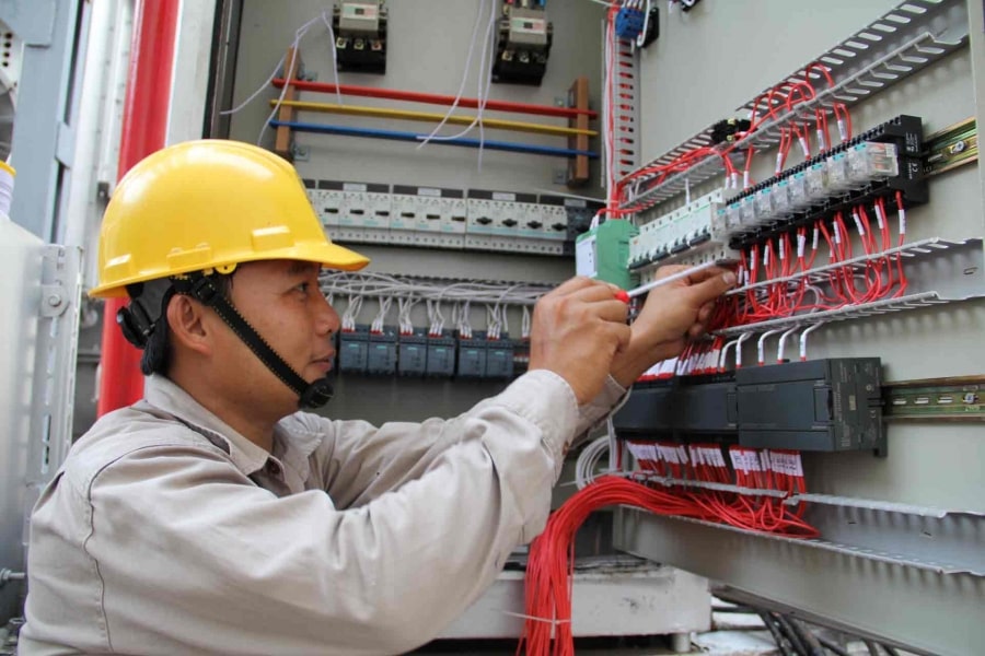 Việc làm mở rộng cho dân kỹ thuật điện