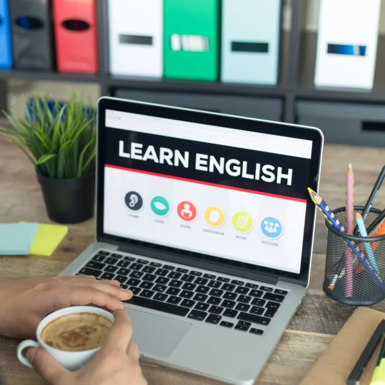 Ngành Ngôn ngữ Anh hệ đào tạo từ xa