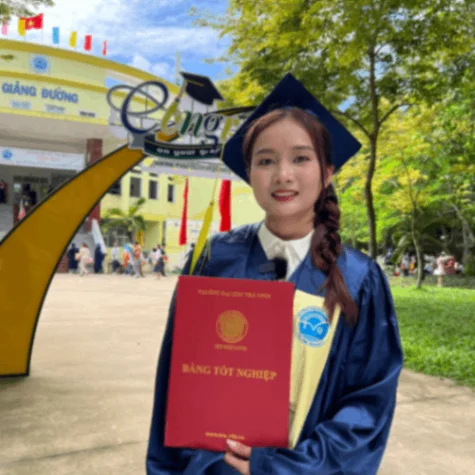 Học viên Nguyễn Hữu Vân Mi